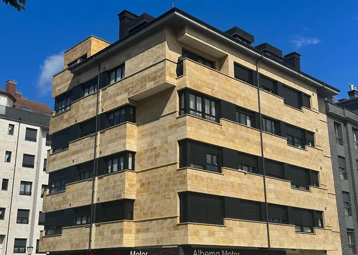 En Con Garaje Y Wifi