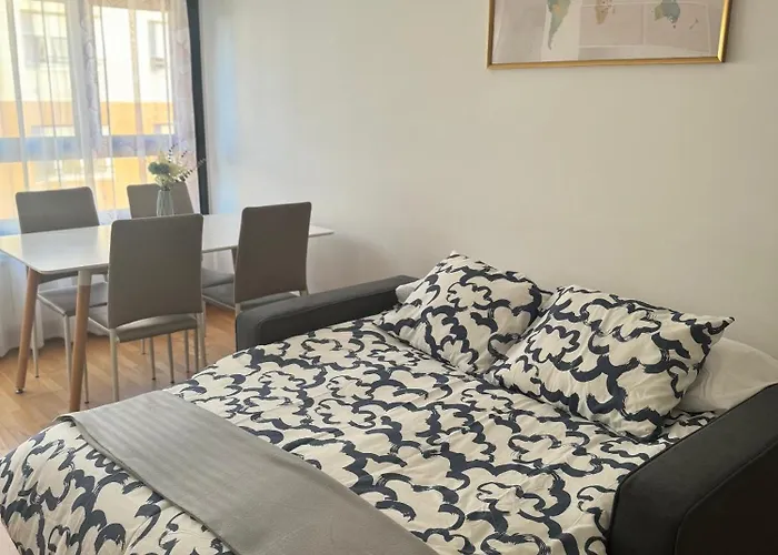 En Con Garaje Y Wifi