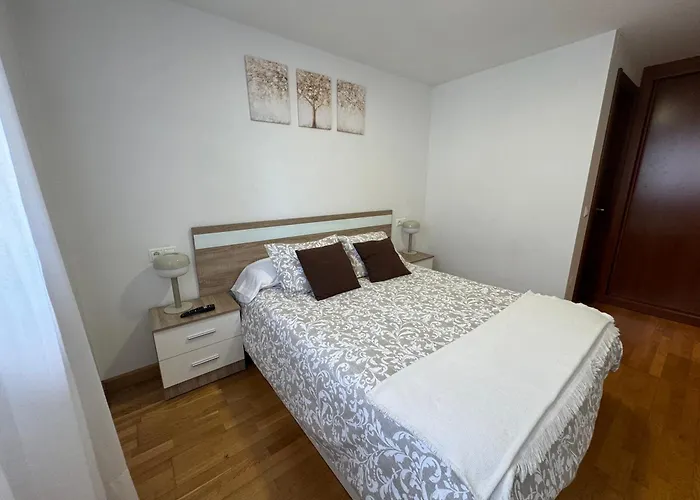 En Con Garaje Y Wifi * Gijón